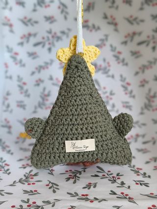 Adorno navideño árbol crochet
