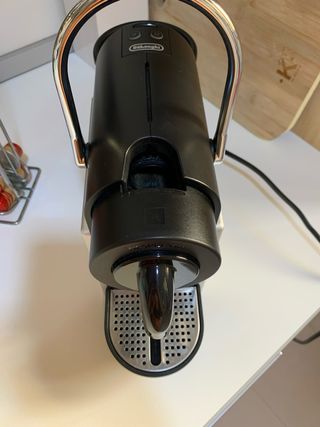 Cafetera Nespresso Delonghi Pixie Silver