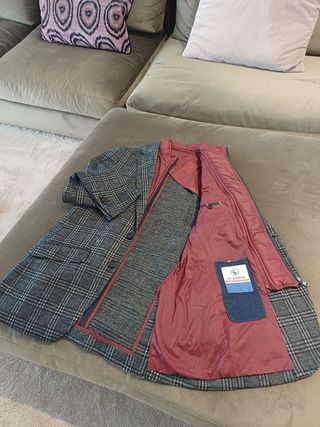 Ult. Dias-Americana El Ganso gris-negro moderna
