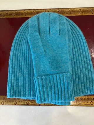 Gorro y guantes UNIQLO - Turquesa