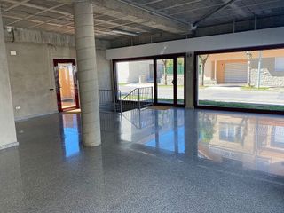 Local comercial en alquiler en Olot