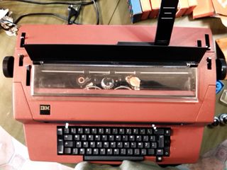 Macchina da scrivere IBM 196C vintage