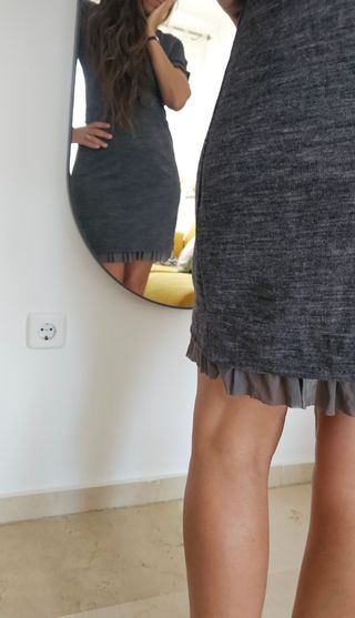 Vestido gris con tul