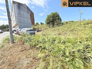 Terreno en venta en Arteixo