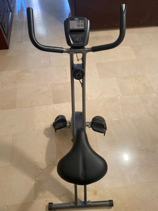 Bicicleta estática UMI