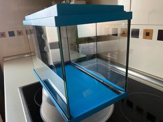 Pecera Acuario azul