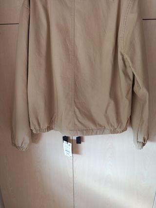 Cazadora Pull&Bear beige