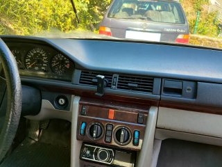 NEGOCIABLE!  Mercedes-Benz Clase e c124