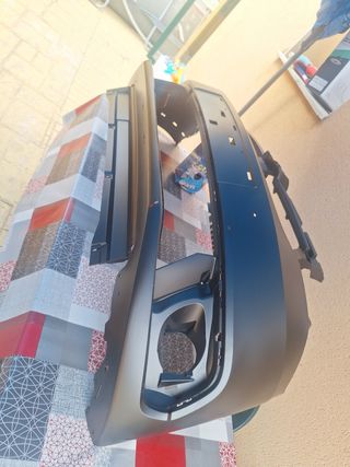 Paragolpes delantero Dacia Logan