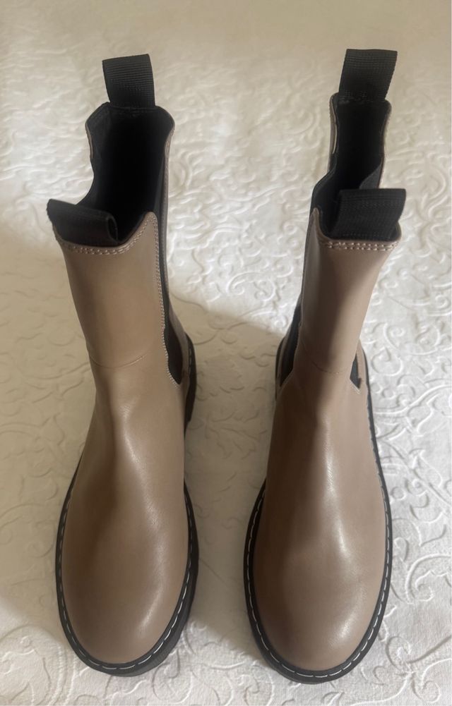 Botas H&M beige mujer