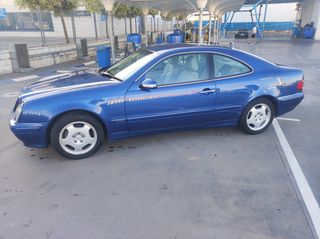 Mercedes-Benz  CLK 2001