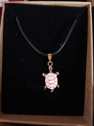 Colgante de tortuga rosa