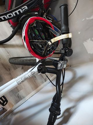 Bicicleta Riverside 100 blanca