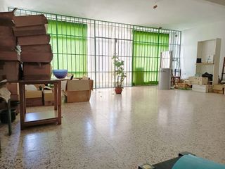 Local comercial en venta en Pilas