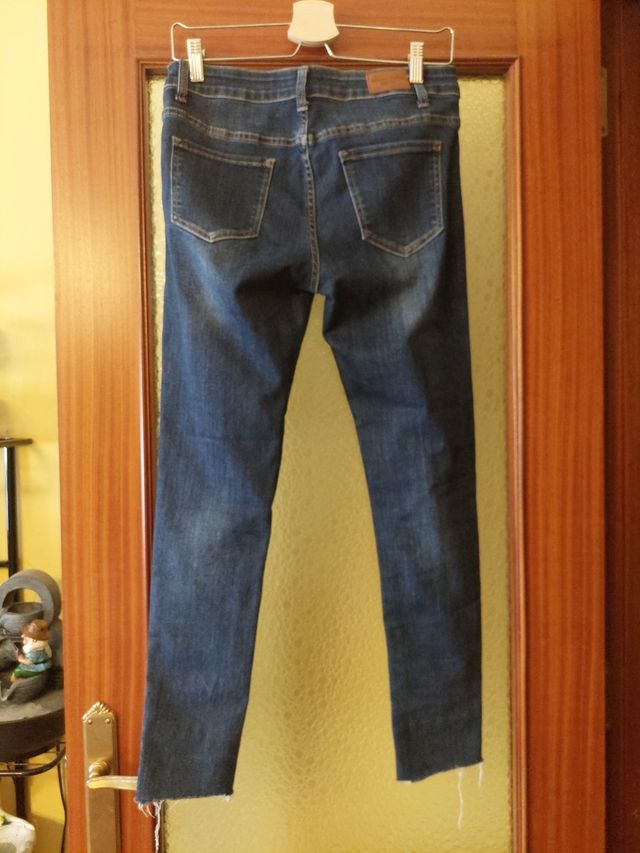 Vaqueros Denim con Bordado