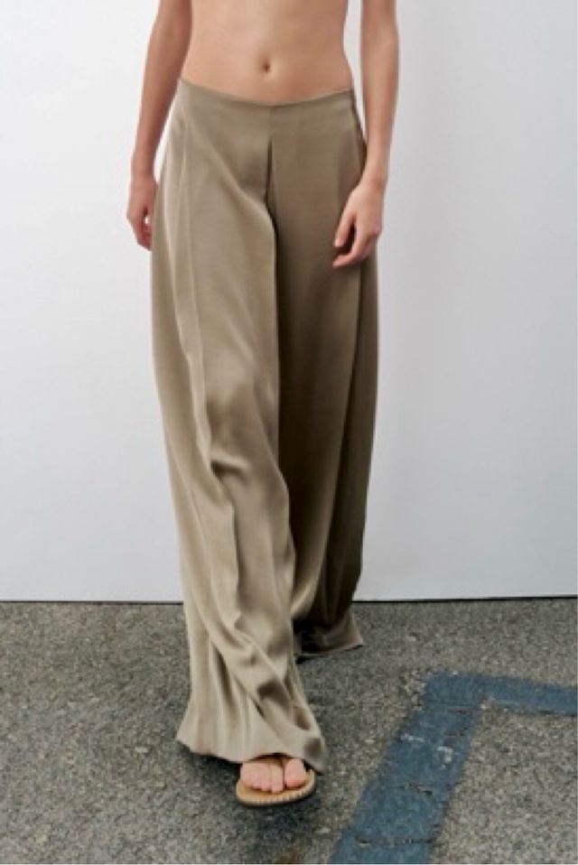 Pantalones palazzo Zara beige