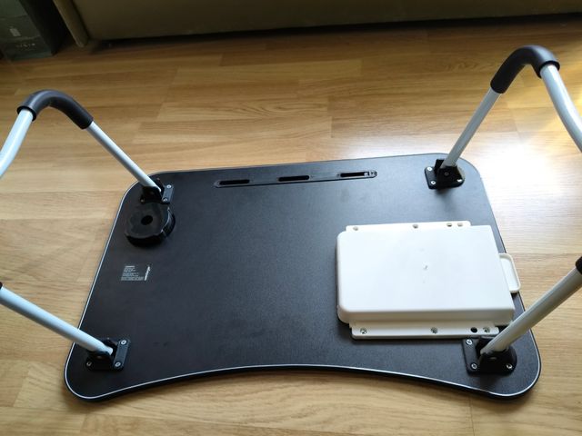 Mesa portátil plegable negra