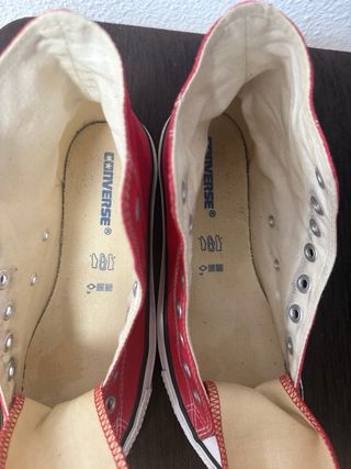 Converse rojas altas 41