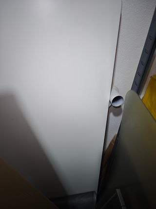 Mesa nórdica blanca y madera