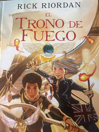 El trono de fuego. Novela gráfica / The Throne ...