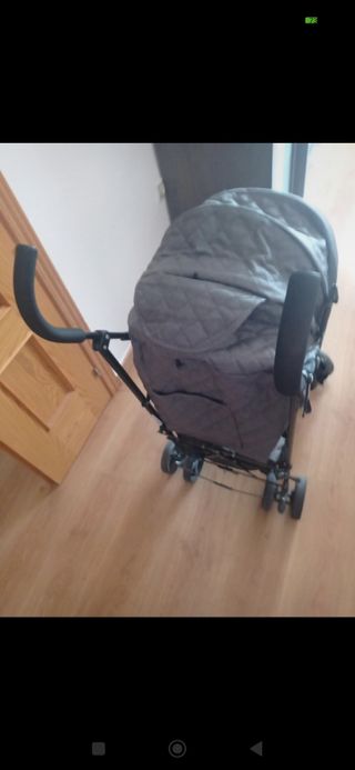 Silla paseo Kikka Boo - Gris