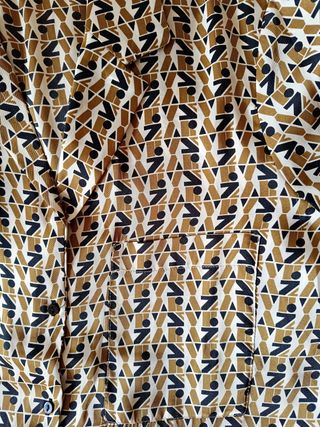 Camisa satinada estampada Zara