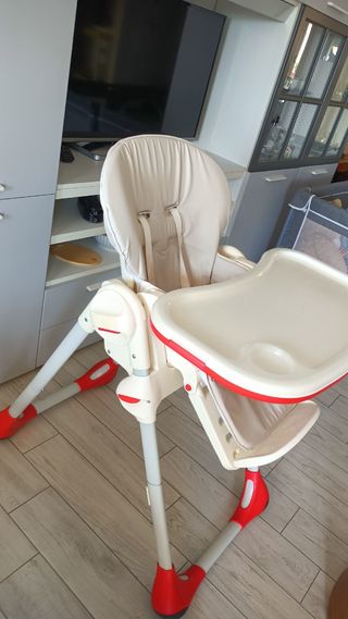Seggiolone Chicco per pappa - ottime condizioni 