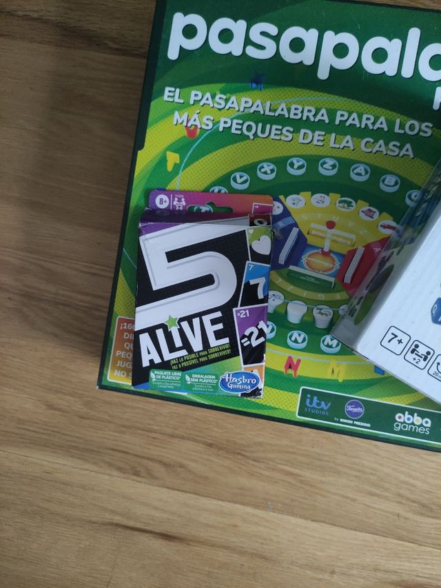 Juegos de mesa: Pasapalabra, Cross Dice, Alive