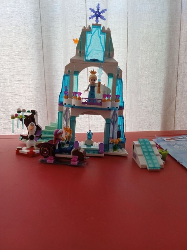 Castillo tipo Lego de Frozen