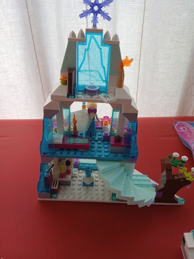 Castillo tipo Lego de Frozen