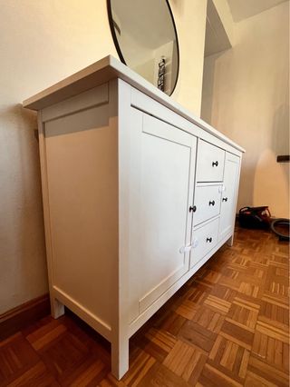 Mueble aparador blanco madera de IKEA / HEMNES