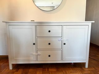 Mueble aparador blanco madera de IKEA / HEMNES