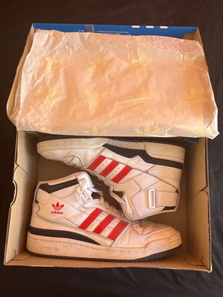 Adidas Forum Mid red