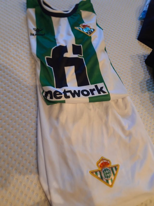 Equipación Real Betis - Talla 13 años