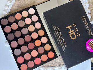 Palette occhi Makeup Revolution Pro HD
