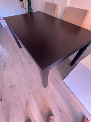 Mesa Ikea extensible negra

