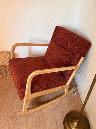 Sedia a dondolo in legno rosso Maison du Monde