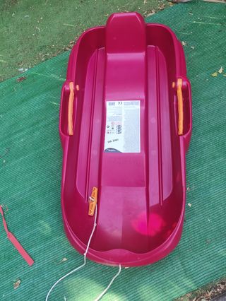 Trineo infantil rojo - Poco uso
