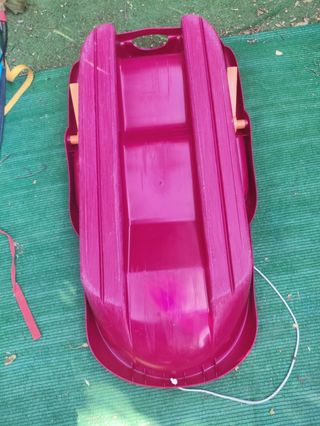 Trineo infantil rojo - Poco uso