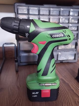 Taladro Casals 14.4V inalámbrico