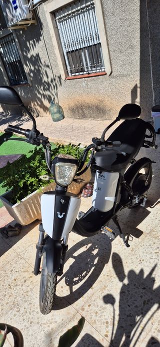 CucaBike: Moto eléctrica