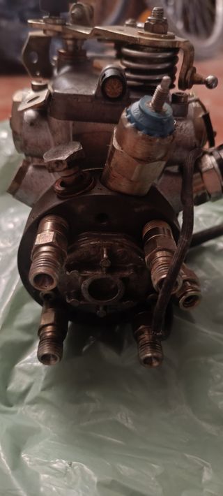 Bomba inyectora Citroen C15 REPARAR