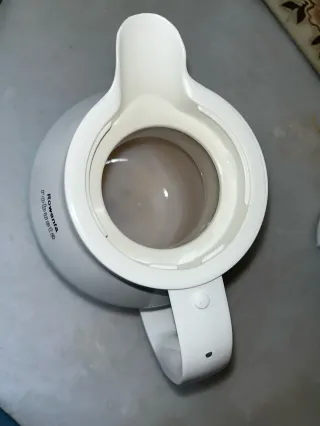 Cafetera Rowenta con jarra termo