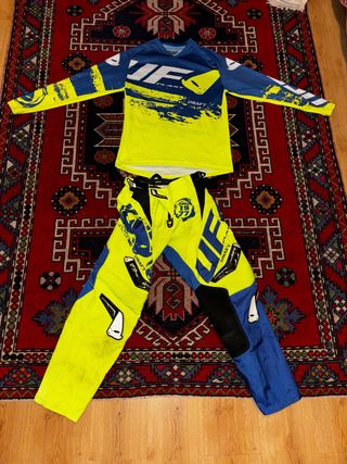 Tuta Motocross UFO: maglia e pantalone