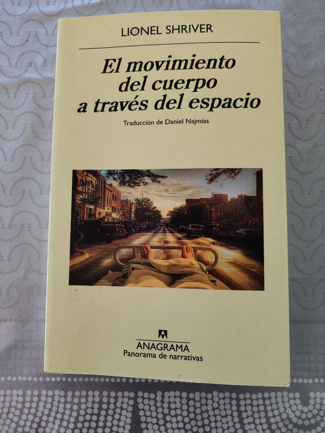 El movimiento del cuerpo a través del espacio (...