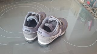 Zapatillas Nike bebe 23,5