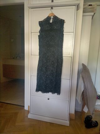 Vestido negro encaje
