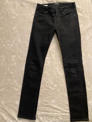 (2 Vaqueros) Jack & Jones negro y gris 