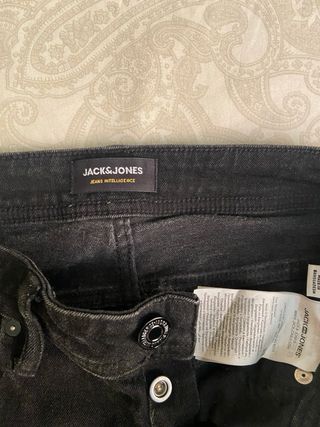 (2 Vaqueros) Jack & Jones negro y gris 