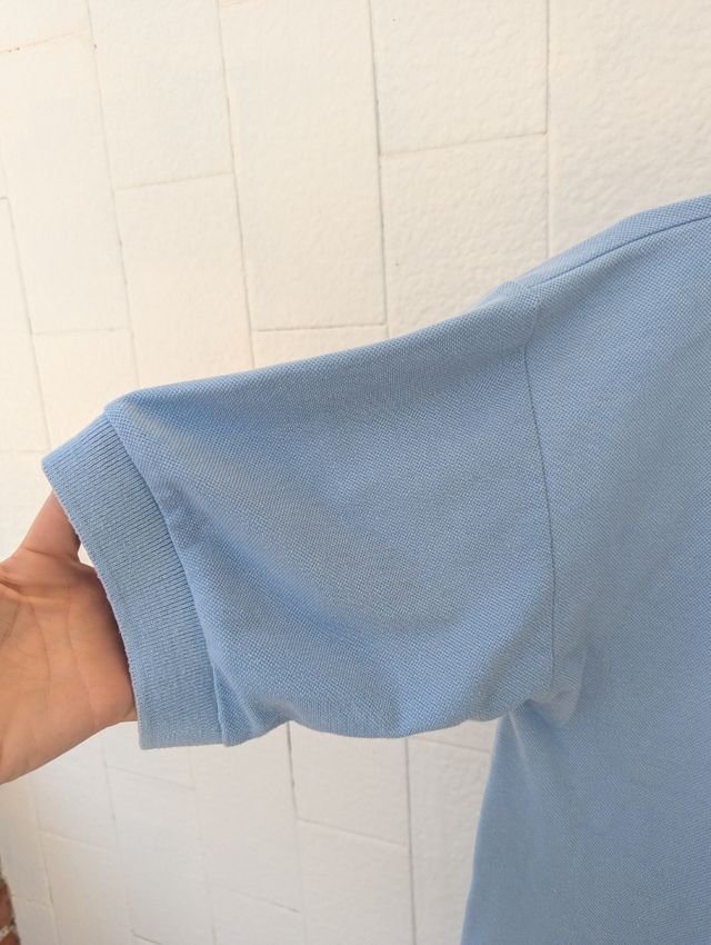 Polo azul claro